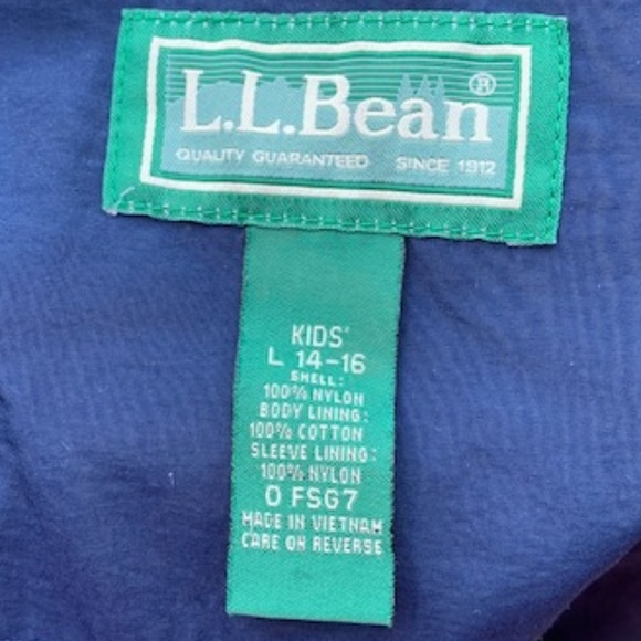 Kids' LL Bean rain jacket size 14-16 - Picture 7 of 7